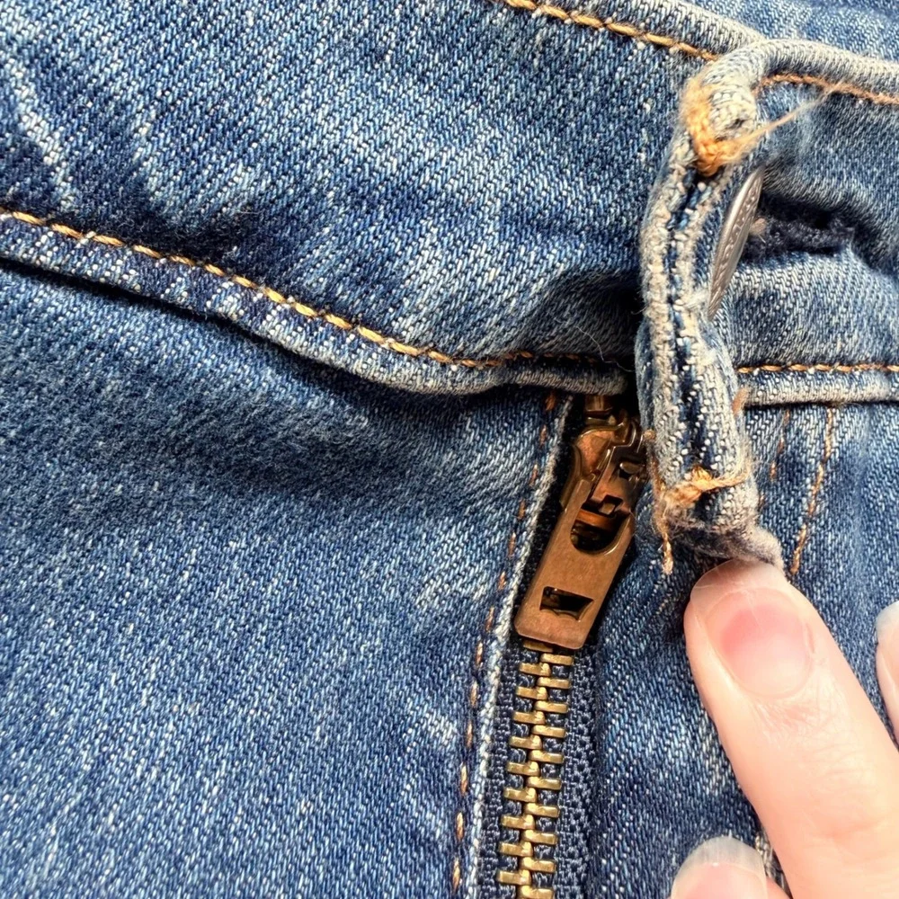 Levis please see